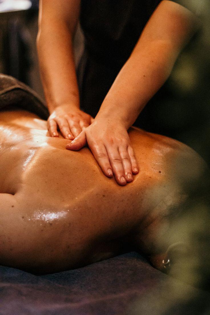 Facial lymphatic drainage massage for puffiness and circulation